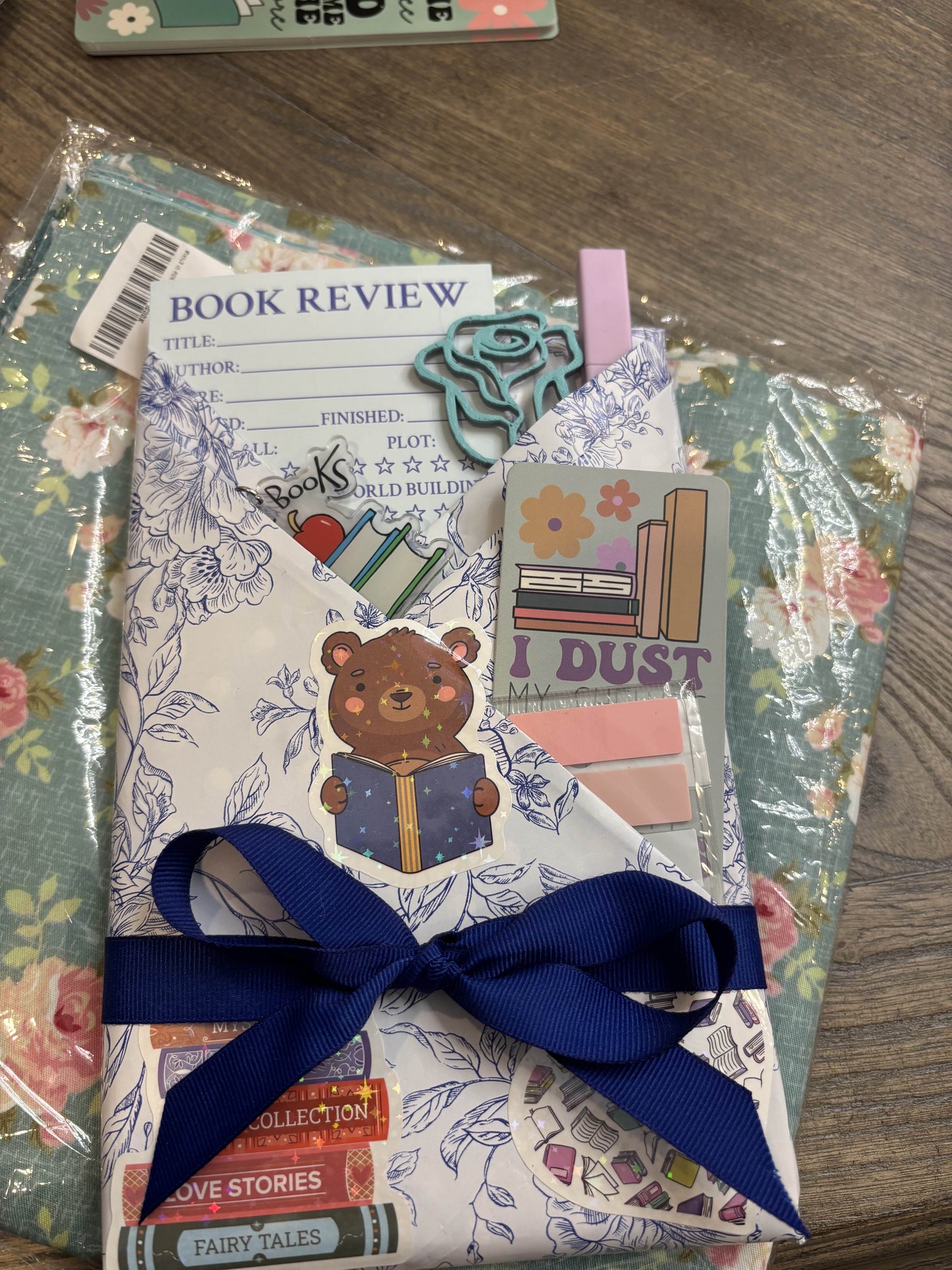 Blind Date With a Book!